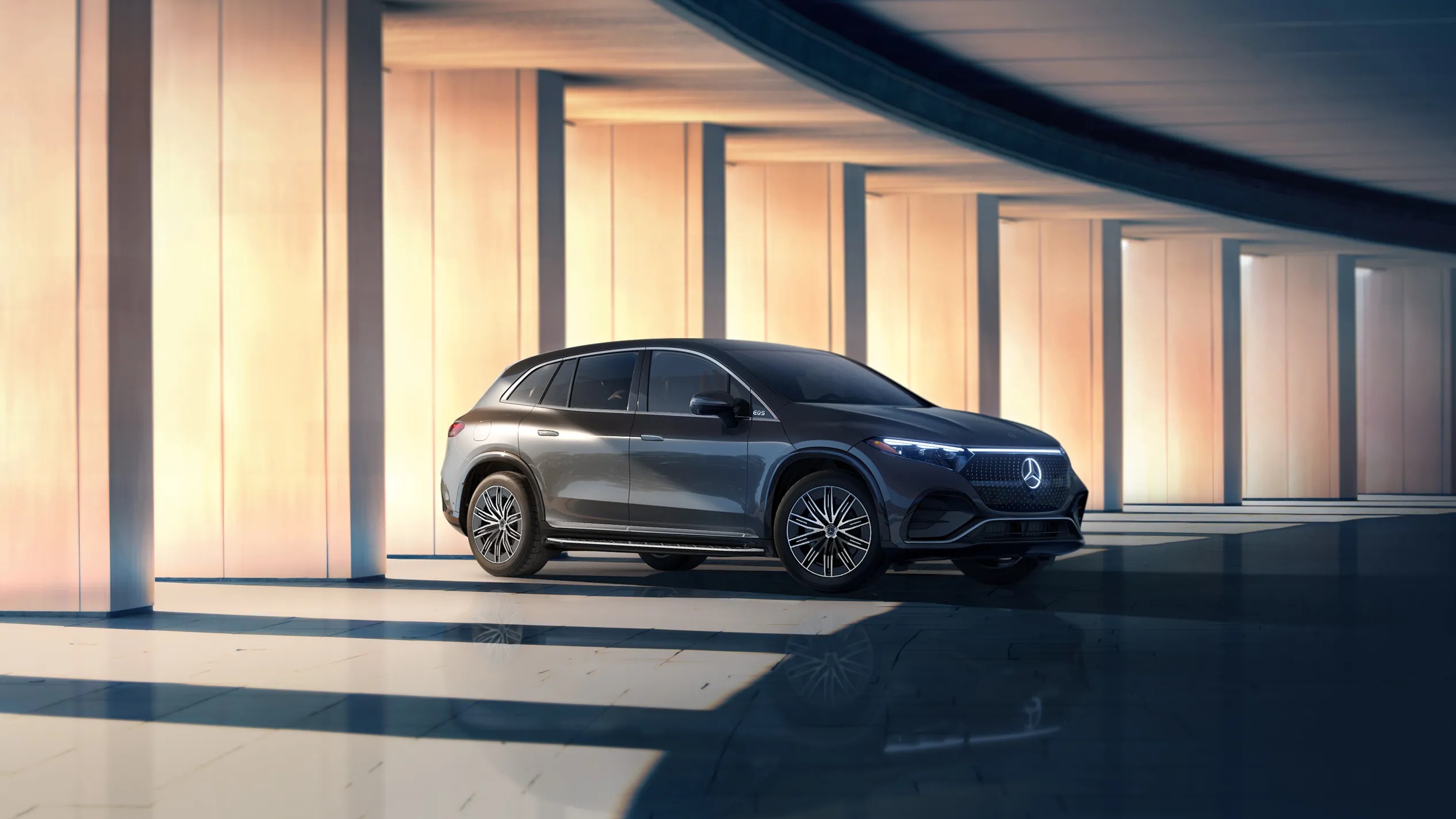 مرسيدس EQS SUV