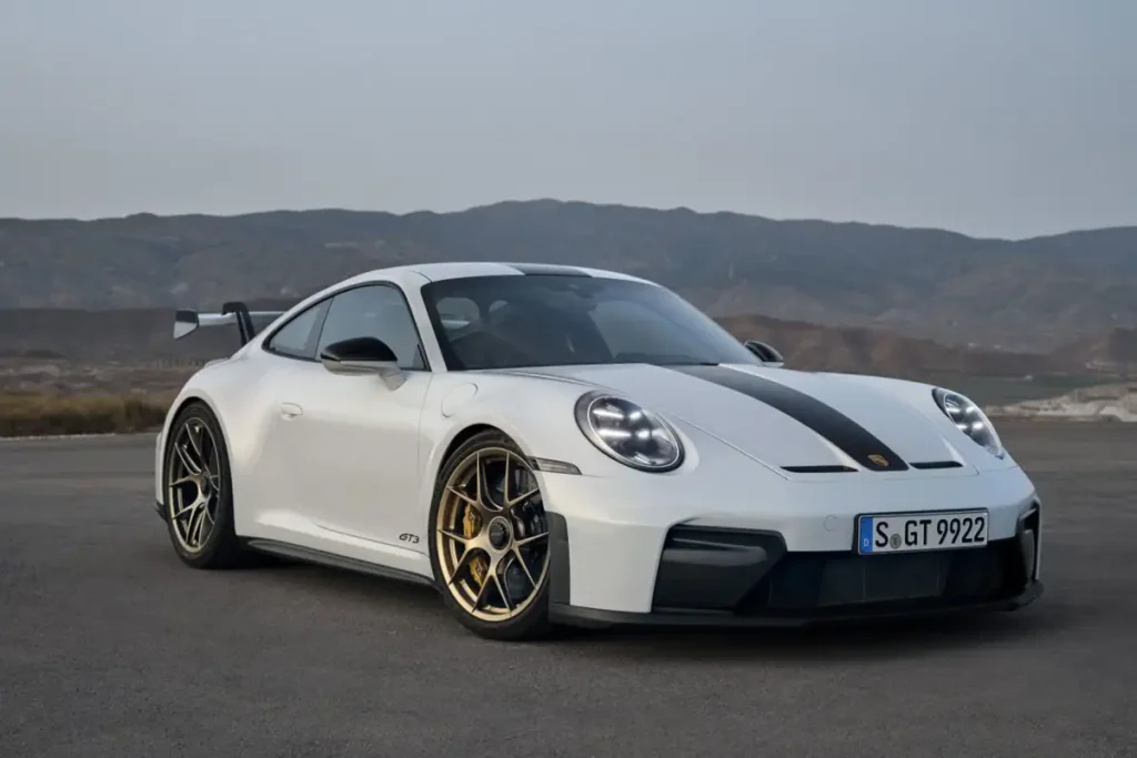 بورش 911 GT3 موديل 2025