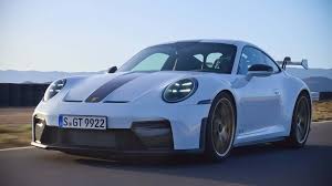 بورش 911 GT3 موديل 2025