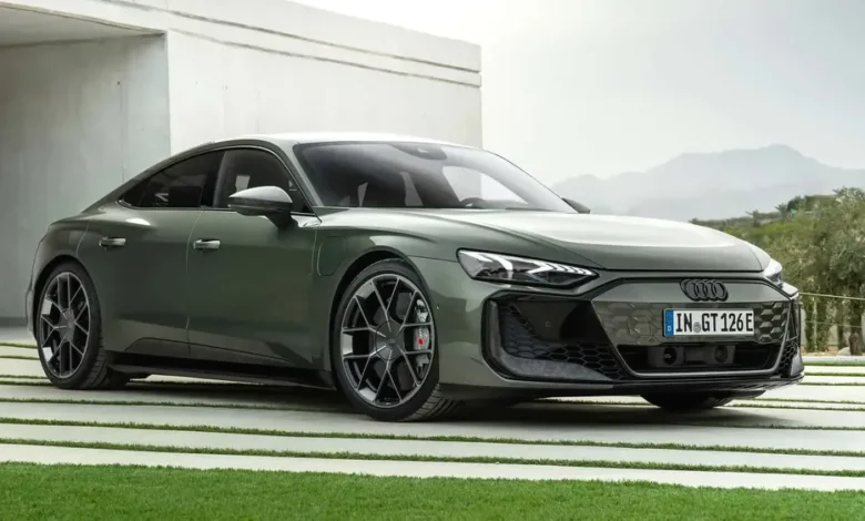 أودي تستدعي E-tron GT و RS E-tron GT