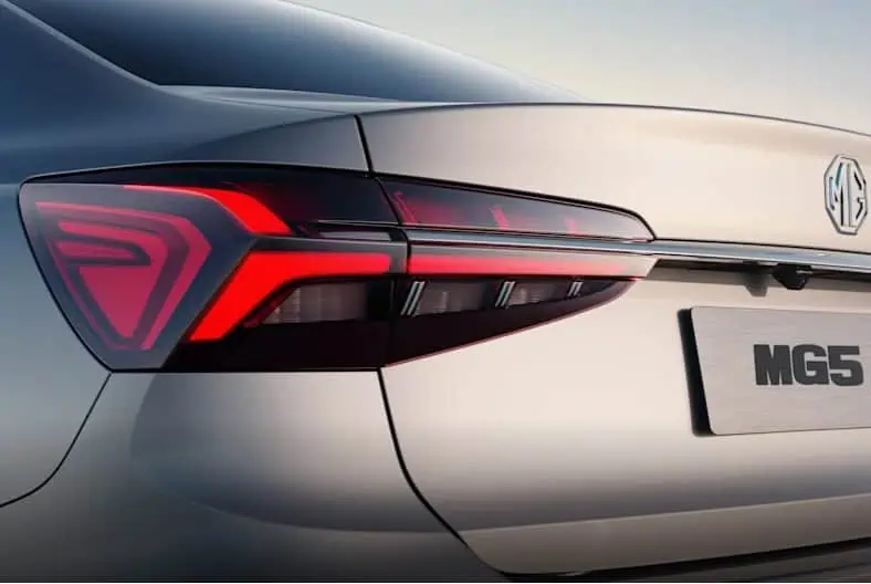 إم جي موديل 2025