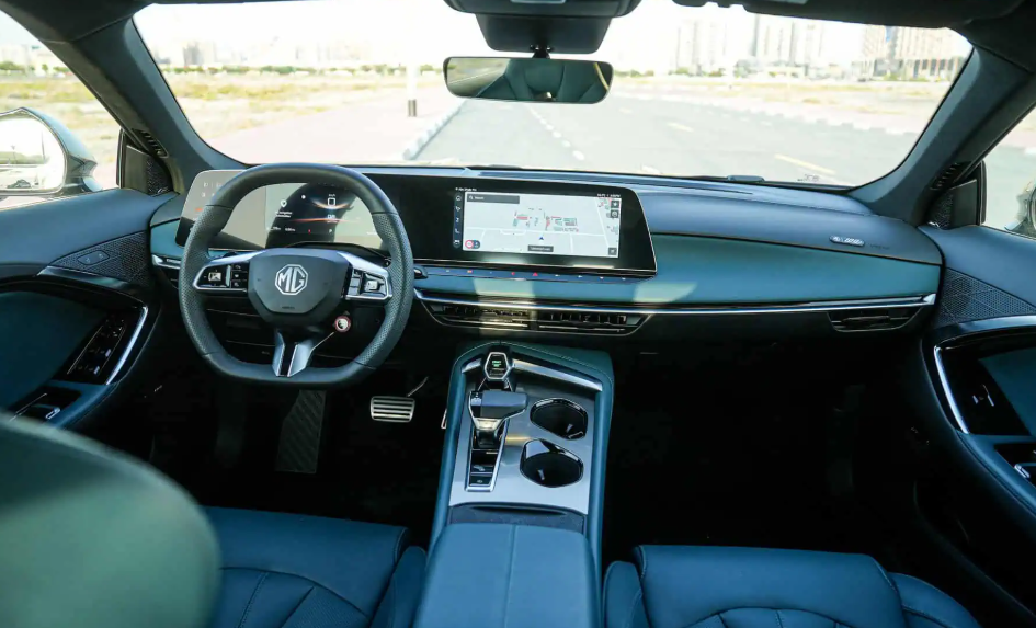 سيارة ام جي 7 