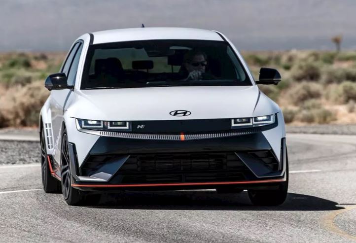 فيس ليفت الكهربائية الجديدة