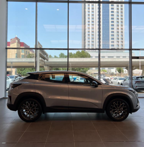 UNI-T موديل 2025